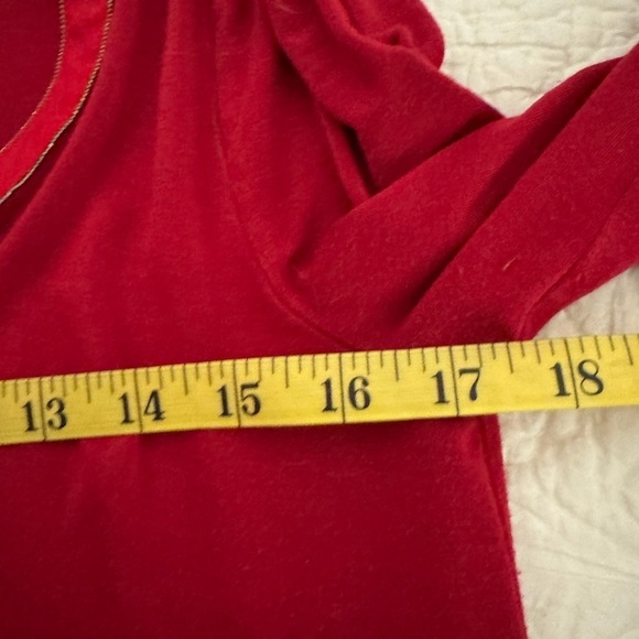 White House Black Market rayon/spandex top, scoop neck. Size S. Red - Picture 9 of 10